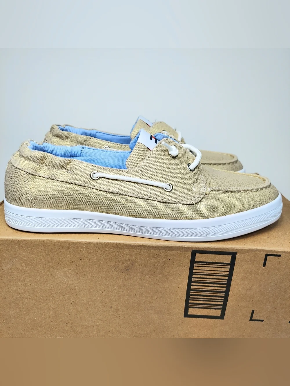 Tommy Hilfiger Metallic Gold Slip On Boat Shoes Loafers Womens Size 9.5 Nautical